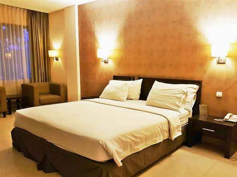 Hotel Naval Bandung Extérieur photo