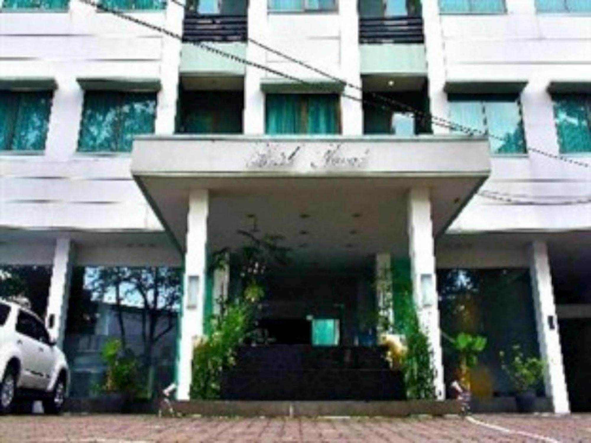 Hotel Naval Bandung Extérieur photo